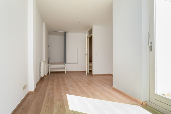 Medium property photo - Sloterkade 74H, 1058 HH Amsterdam